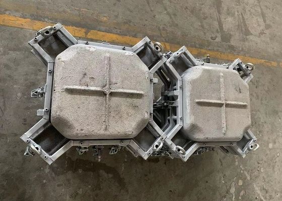 rotomoldeo moldea los tanques de agua plásticos de 600L Roto con el carril de guía que 8000-10000 porciones moldean vida