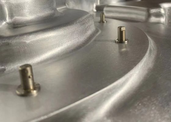Lldpe rotomoldeo moldea las piezas que moldean de aluminio de rotomoldeo de la fundición a presión modificadas para requisitos particulares