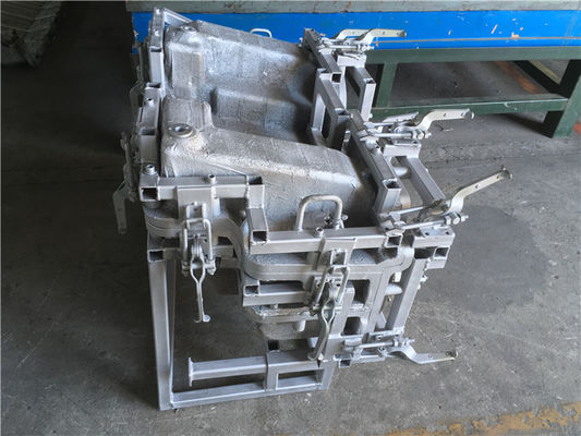 El molde de aluminio del tanque de agua 35L, piezas de automóvil de LLDPE moldea la construcción de una pieza