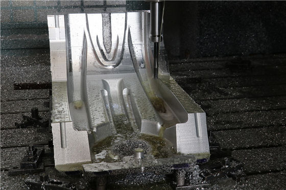 Los moldes rotatorios de aluminio superficiales lisos gama amplio vida de servicio larga aplicada