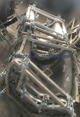 Niños que juegan el resbalador que hace el moldear rotatorio de encargo el material de aluminio A356