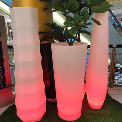 Centro comercial que enciende al OEM del diseño del cliente del molde de la resina del pote del HDPE de la planta LLDPE de los plantadores de Rotomolded aceptable