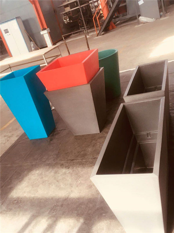 plástico que moldea de aluminio de Roto de la alta precisión de 4-8m m para los potes plásticos del plantador del cuadrado
